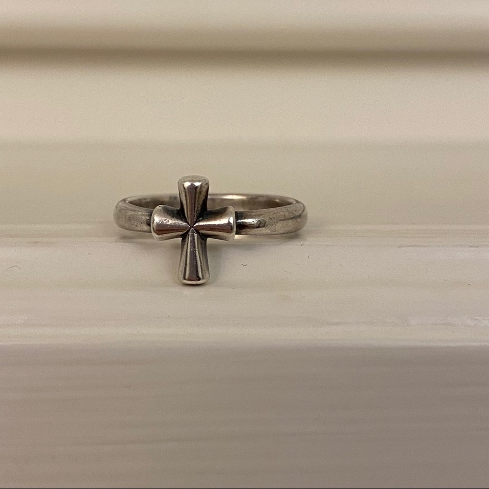 James Avery Sign of Faith Cross Ring Grad Gift